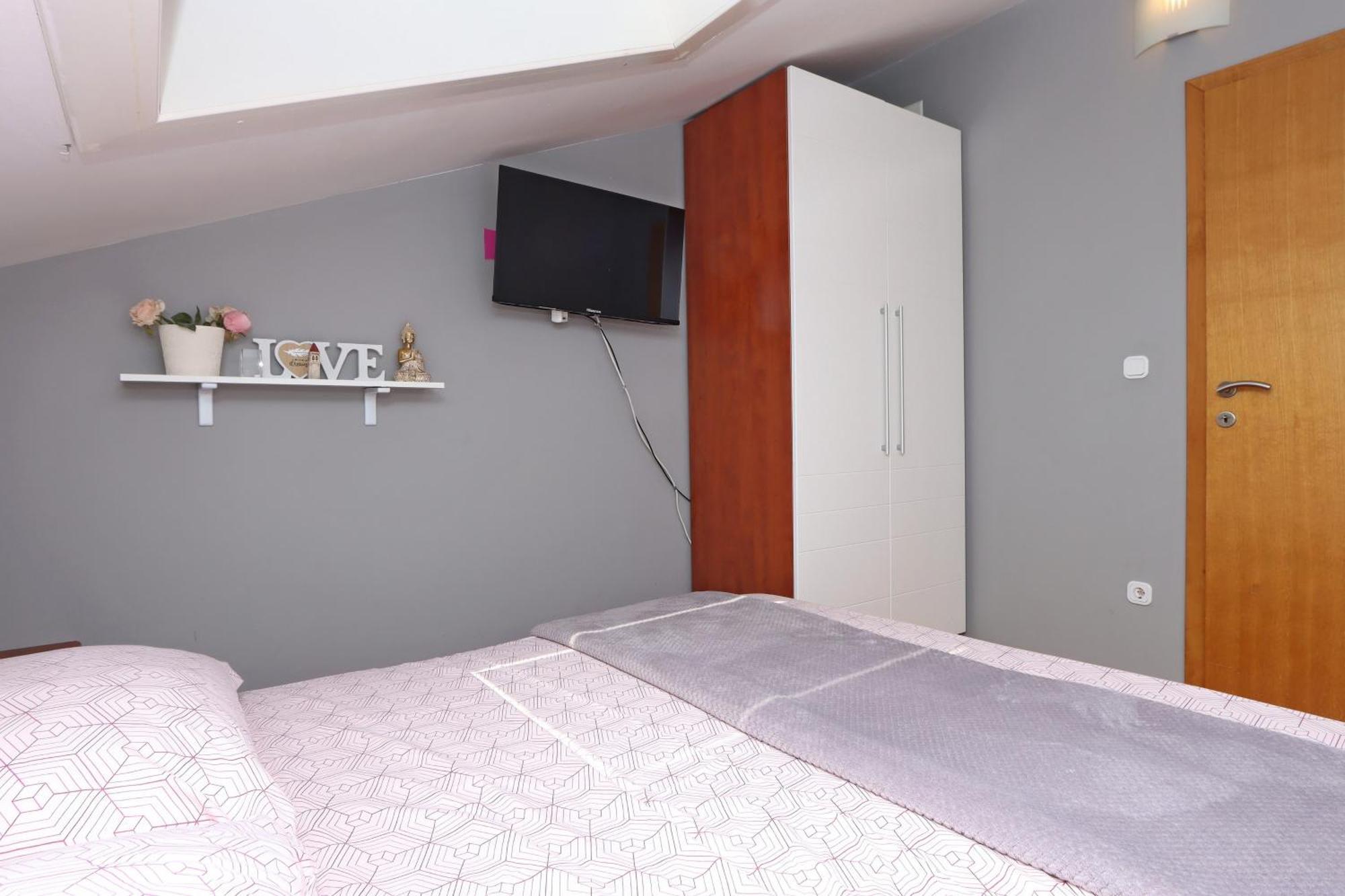 Seaside Apartments With A Swimming Pool Pag - 6412 パグ 部屋 写真