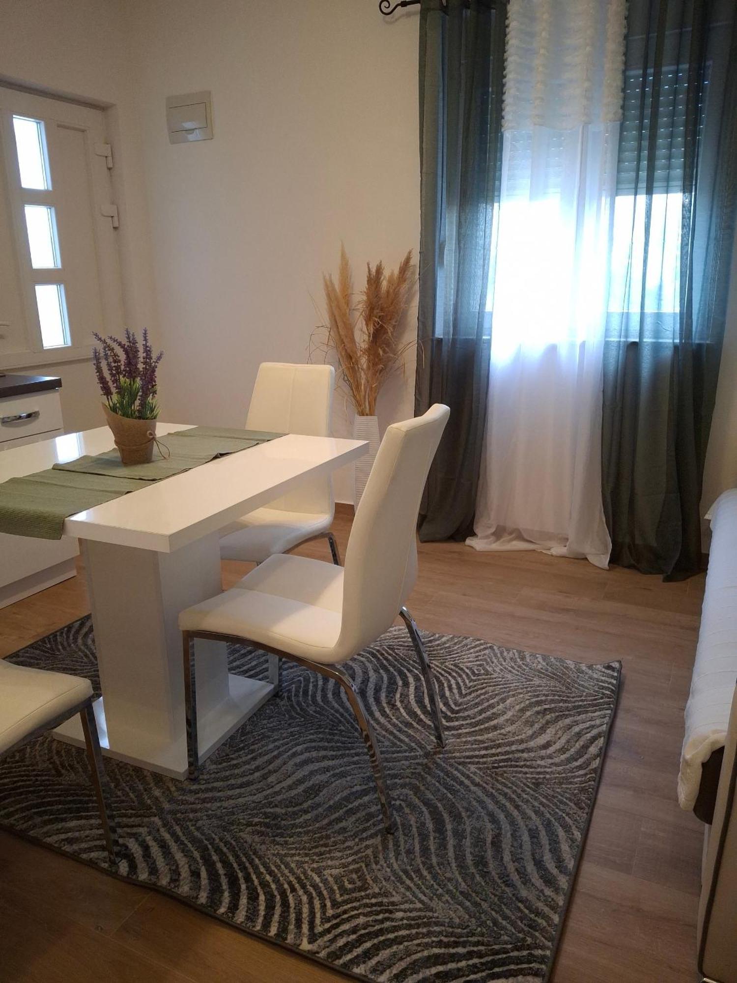 Seaside Apartments With A Swimming Pool Pag - 6412 パグ 部屋 写真